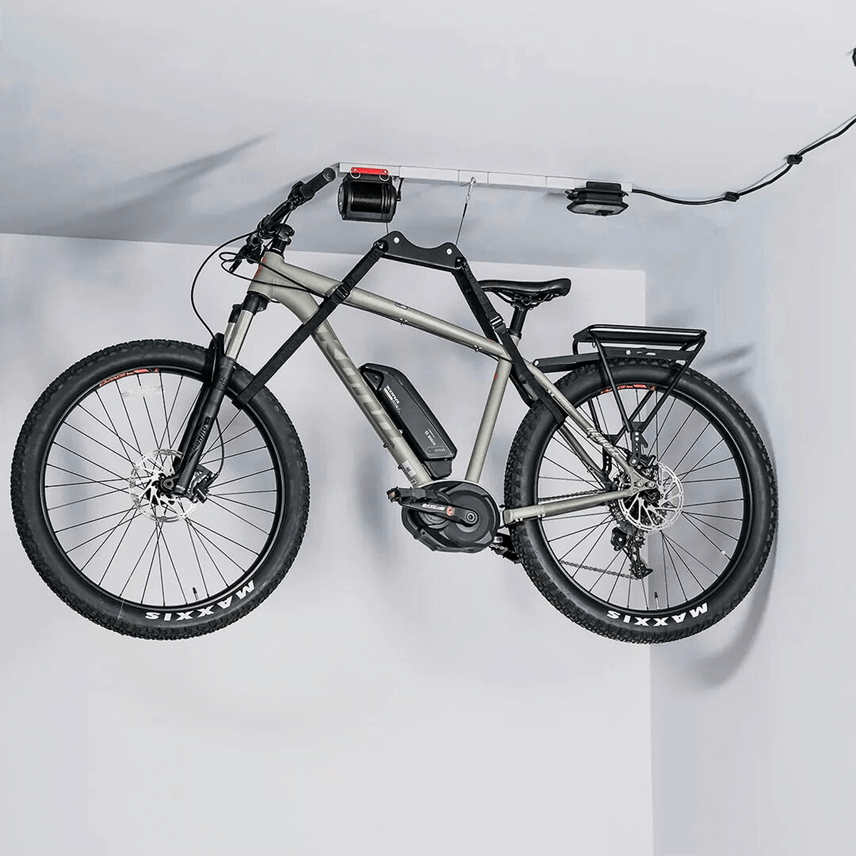 electric bicycle lift for garage Rack eBike Hitch Easy Lift for Seniors Bike hoist with easy Multi Bike Lifter Motorized Bicycle